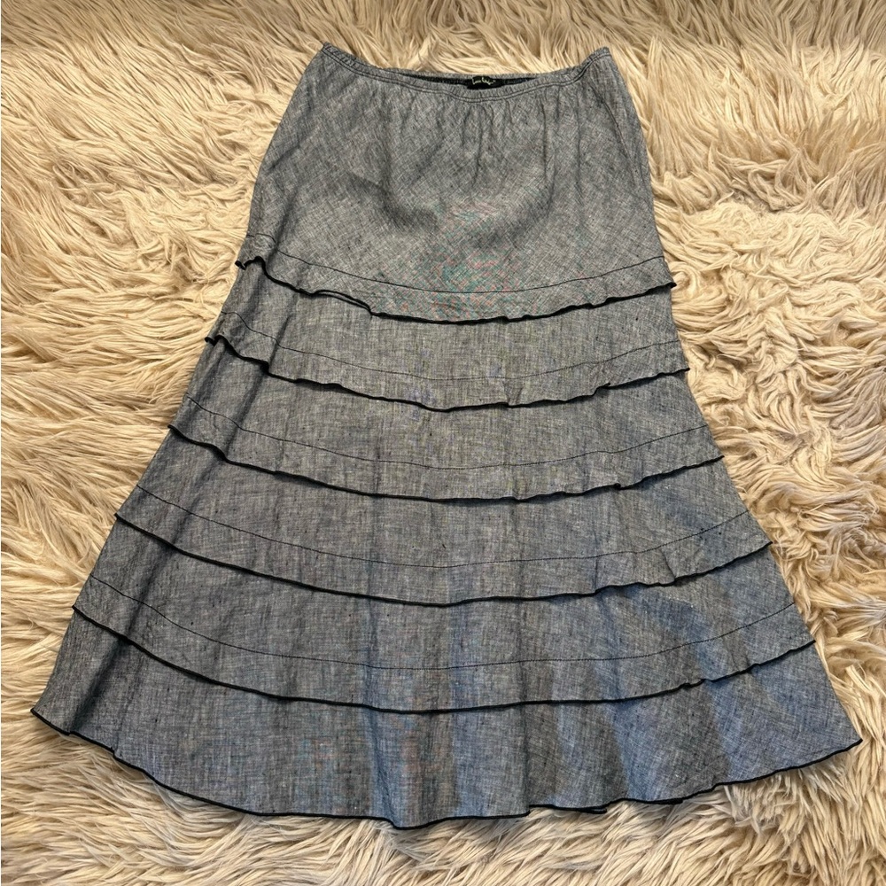 Elegant Gray Tiered Skirt